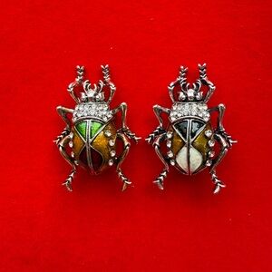 Colorful Beetle Brooch Set